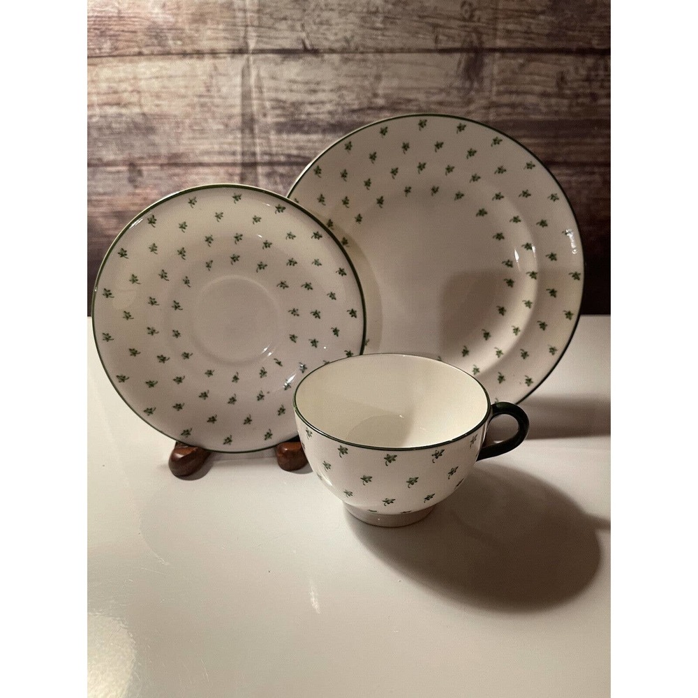 China Allertons Ivy Leaf Pattern #2233-Teacup Saucer & Pastry Saucer Trio Vtg
